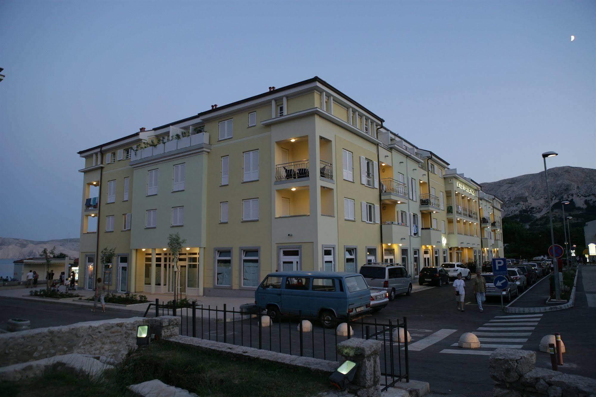 Valamar Atrium Baska Residence Kültér fotó